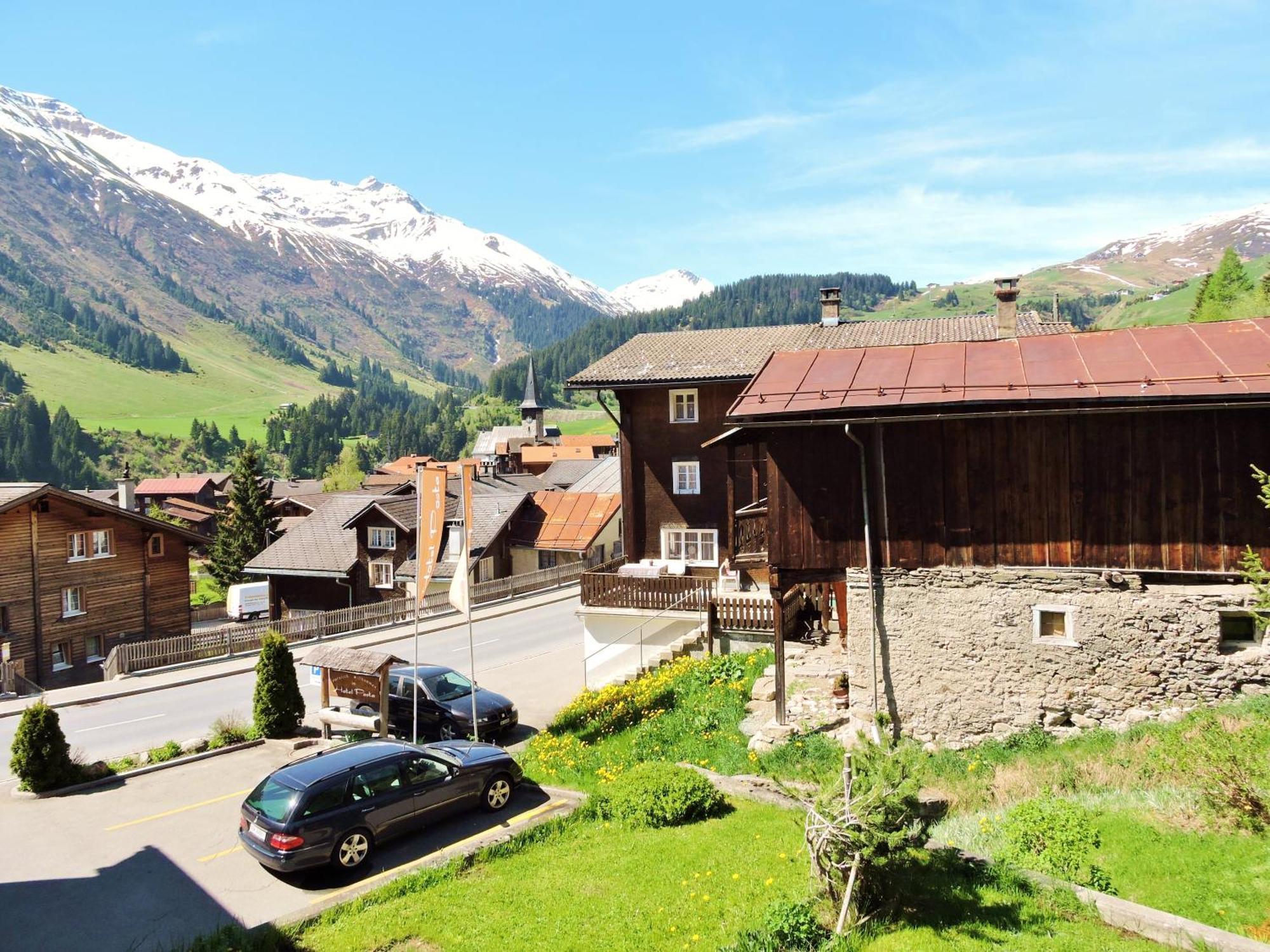 Hotel Posta Sedrun Room photo